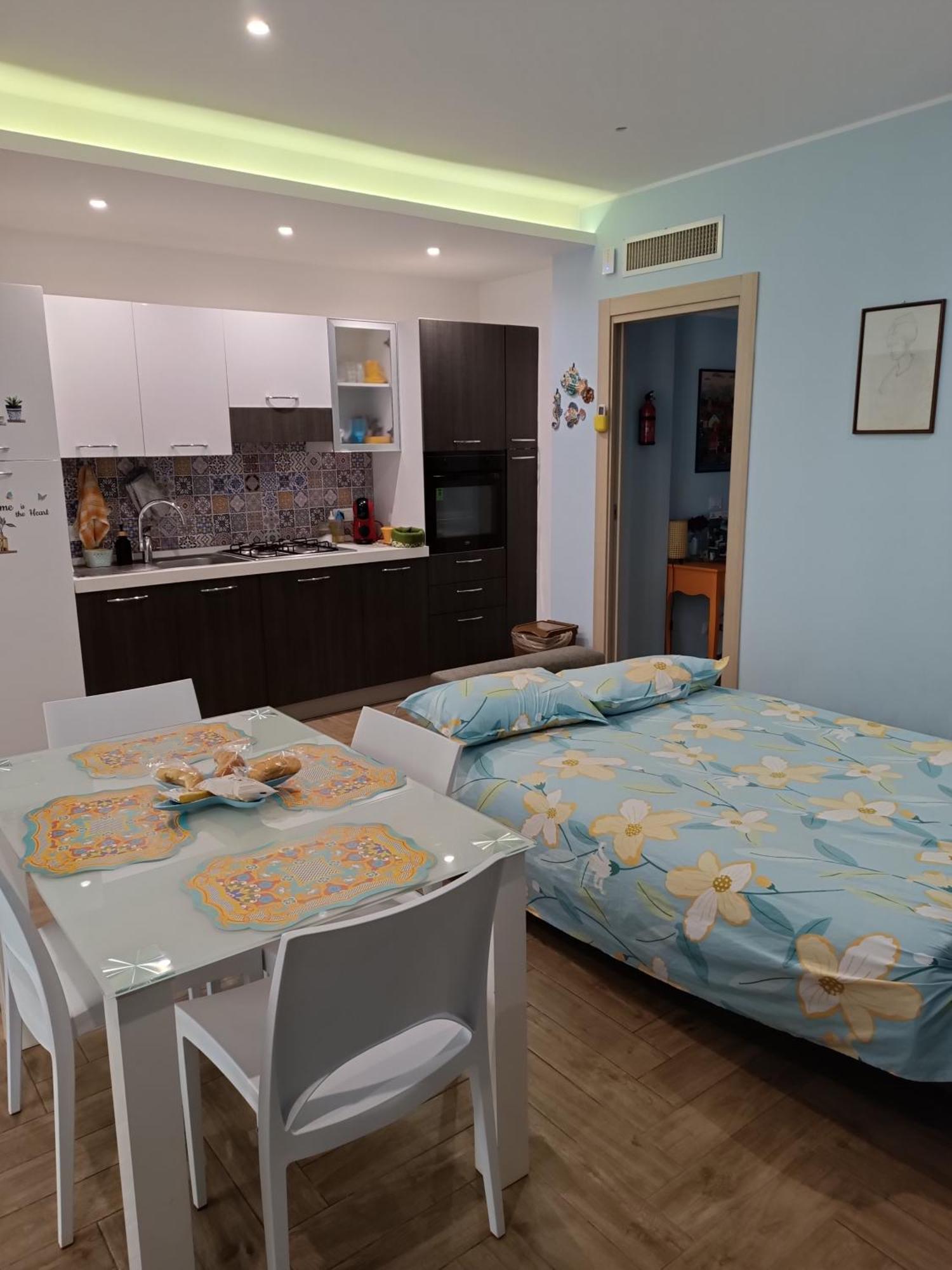 Casa Azzurra Διαμέρισμα Giardini Naxos Εξωτερικό φωτογραφία